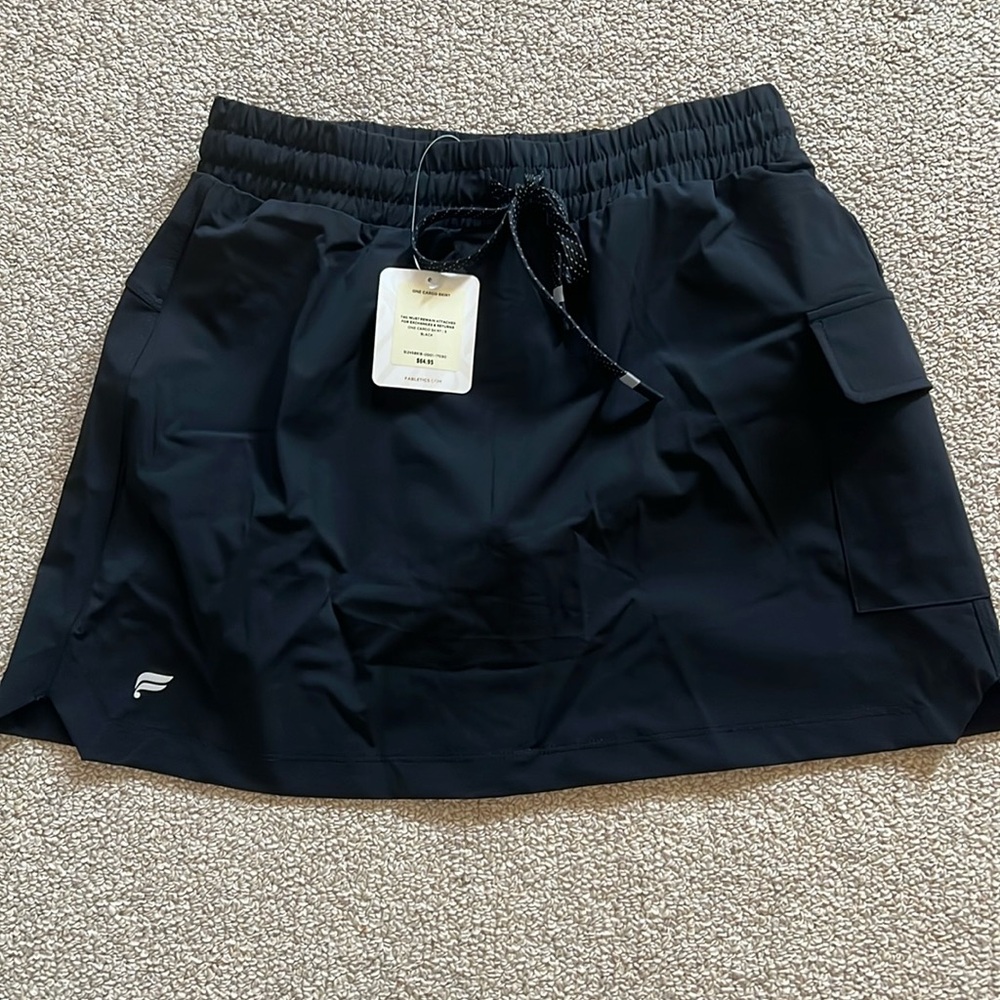 NWT Black Cargo athletic skirt. Great for errands, working out and summer fun!